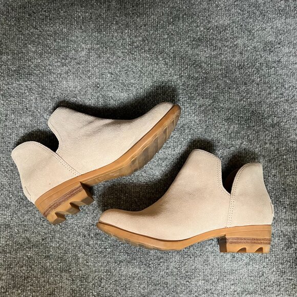 Sorel Lolla II Suede Booties Size 7.5‎ - Picture 1 of 10